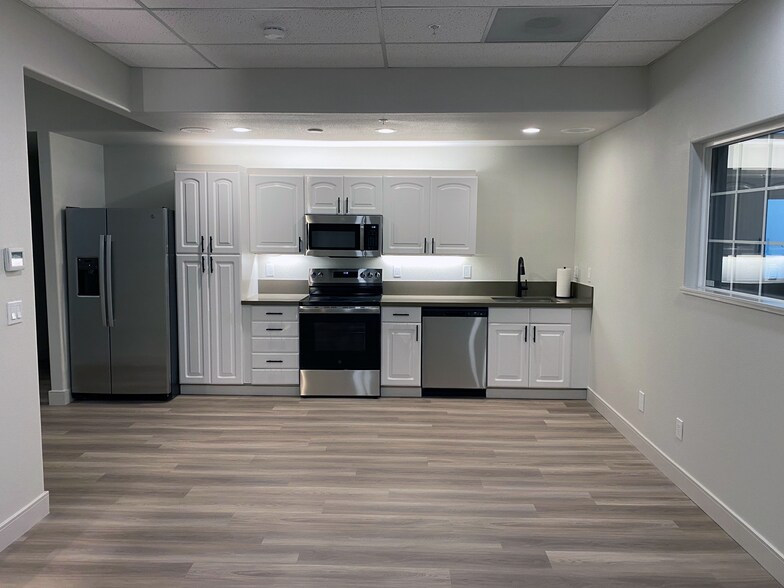 More Photos Of 14369 Keil Rd NE, Aurora Industrial For Sale