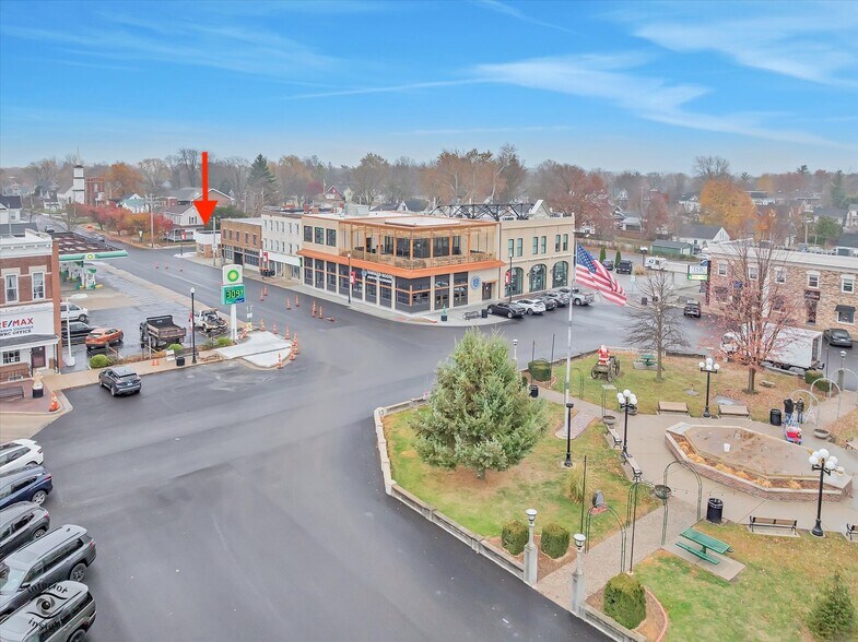 More Photos Of 120 Walnut St, Washington General Retail For Sale