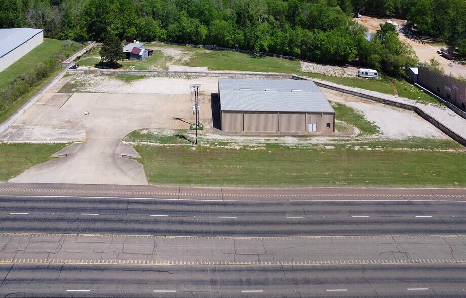 More Photos Of 15503 TX-110, Whitehouse Warehouse For Lease