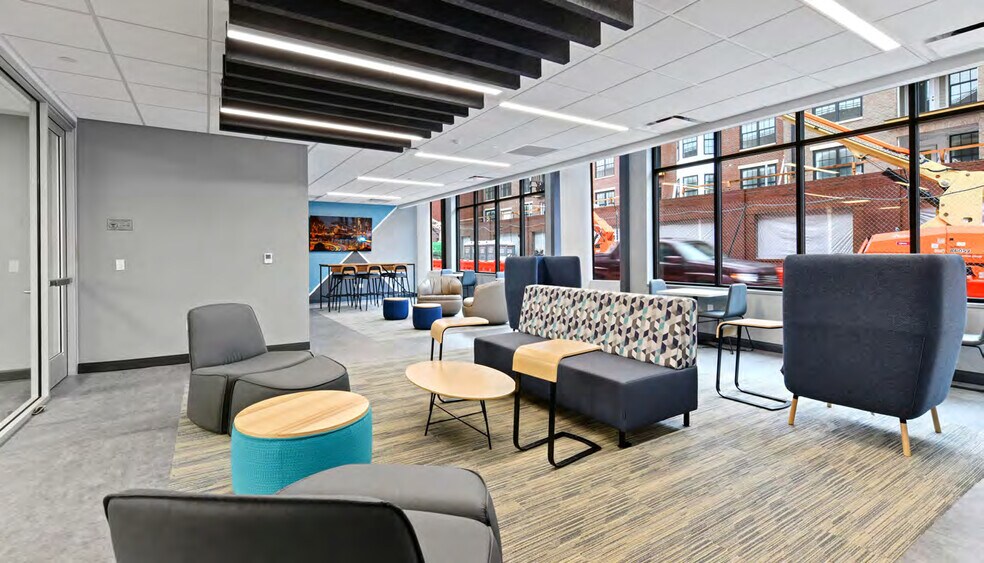 More Photos Of 471 E Broad St, Columbus Office For Lease