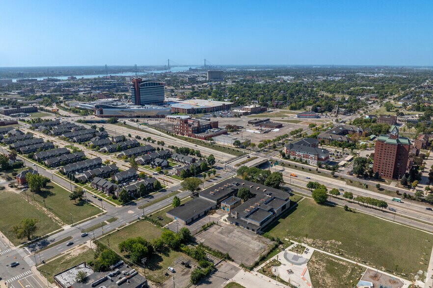 More Photos Of 3550 John C Lodge Fwy, Detroit Schools For Sale