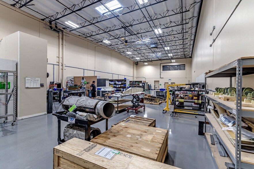 More Photos Of 2675 E Cessna Dr, Chandler Warehouse For Sale