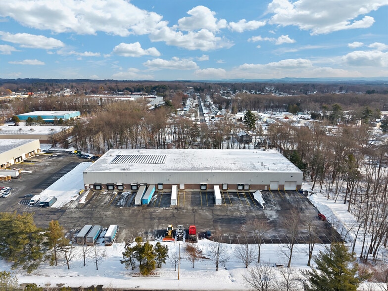 More Photos Of 30B Post Rd, Colonie Warehouse For Lease