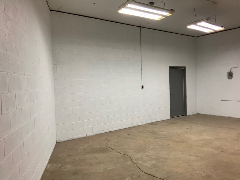 More Photos Of 317 Harrison Ave, Endicott Freestanding For Lease