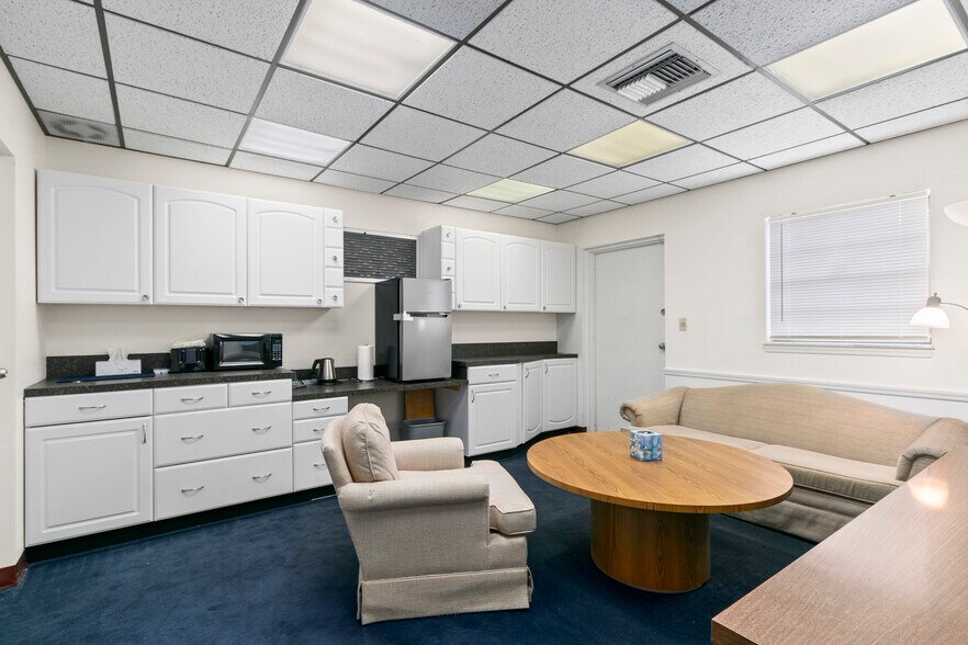 More Photos Of 13042 Tarpon Springs Rd, Odessa Religious Facility For Sale