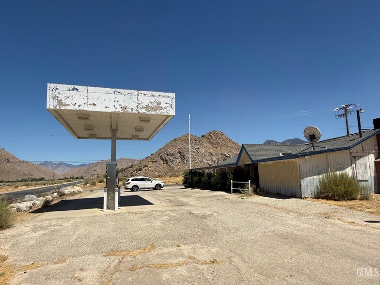 More Photos Of 23822 Highway 178, Onyx Service Station For Sale