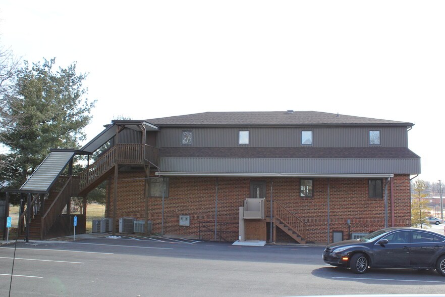 More Photos Of 137 Laxton Rd, Lynchburg Office For Lease