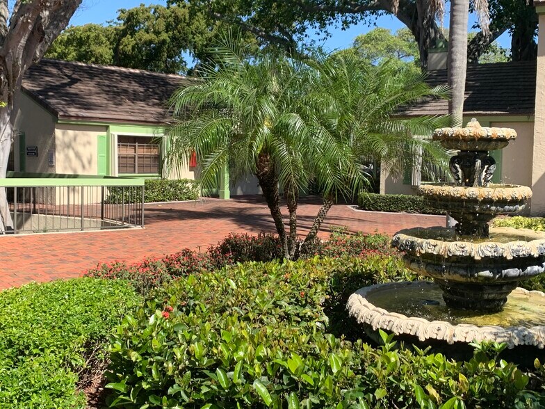 More Photos Of 1230 S Federal Hwy, Boynton Beach Office For Lease