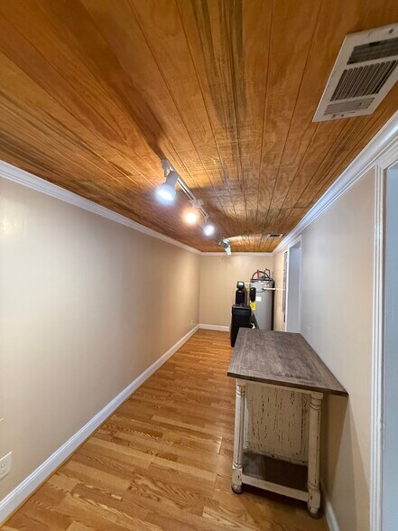 More Photos Of 630 Meinhard Rd, Port Wentworth Office For Lease