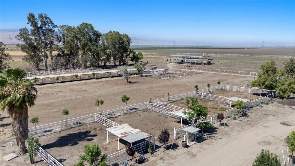 More Photos Of 8661 Herring Rd, Bakersfield Land For Sale