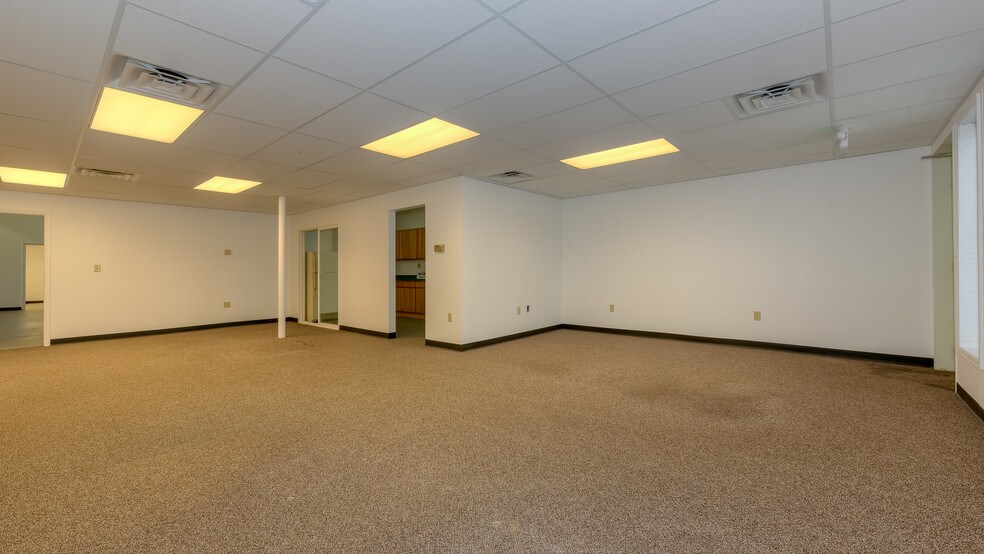 More Photos Of 530 Compton St, Broomfield Flex For Lease