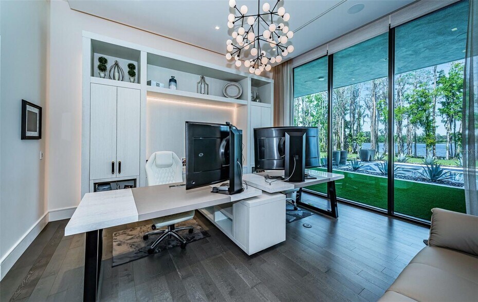 More Photos Of 18725 Jiretz Rd, Odessa Flex For Sale