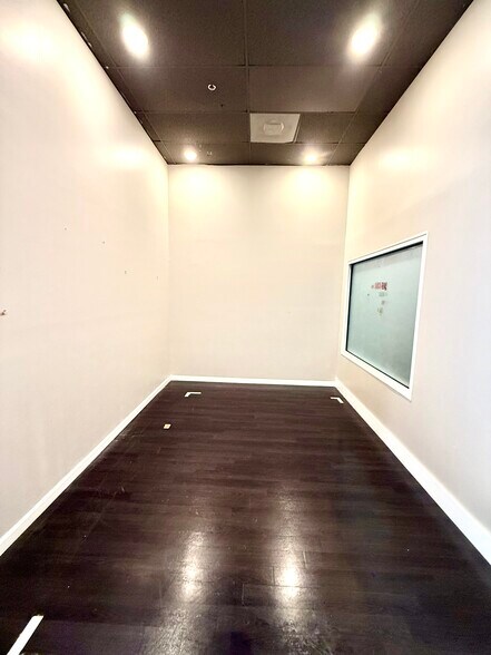 More Photos Of 616 State Road 13, Saint Johns General Retail For Lease
