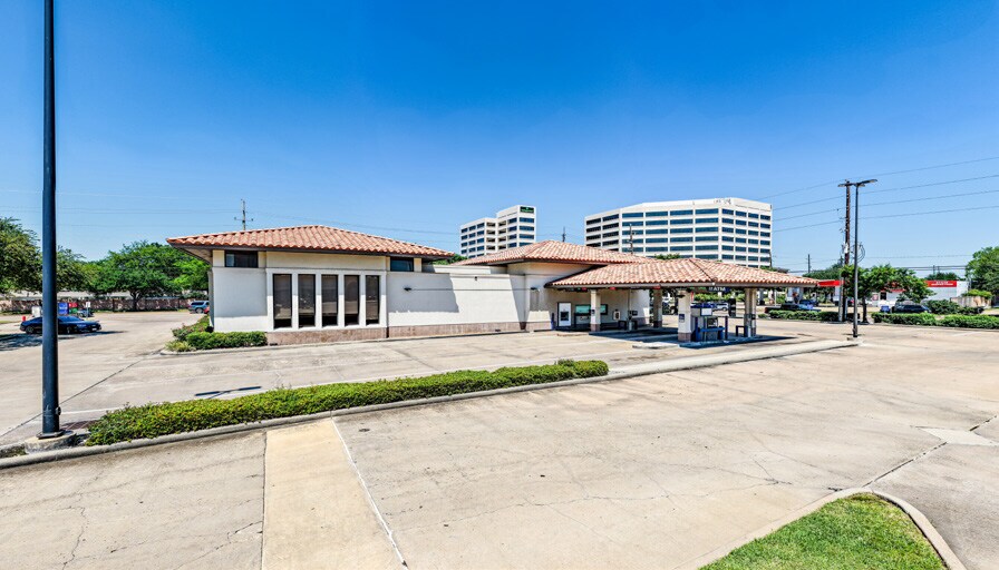More Photos Of 1629 S Voss Rd, Houston Bank For Sale