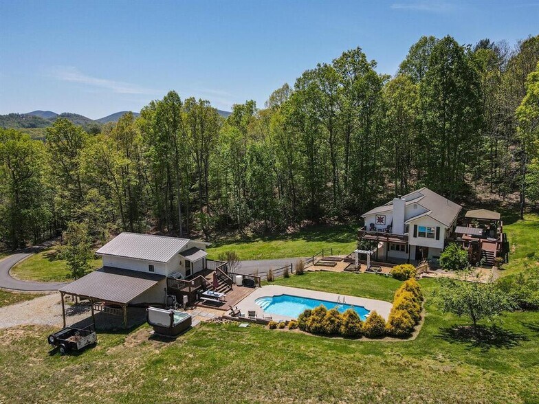 More Photos Of 366 Paradise Rd, Blairsville Winery Vineyard For Sale