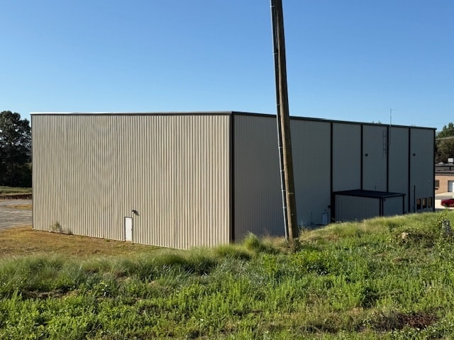 More Photos Of 421 19th SE st, Hickory Industrial For Lease