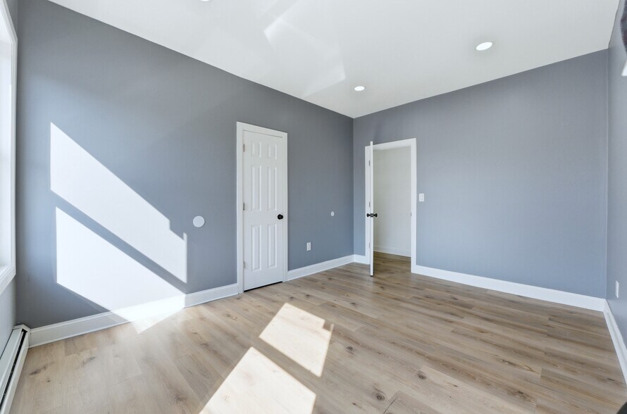 More Photos Of 615 E 22nd St, Paterson Apartments For Sale