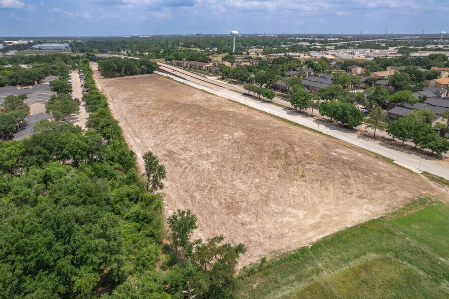 More Photos Of 1003 Greens rd, Houston Land For Sale