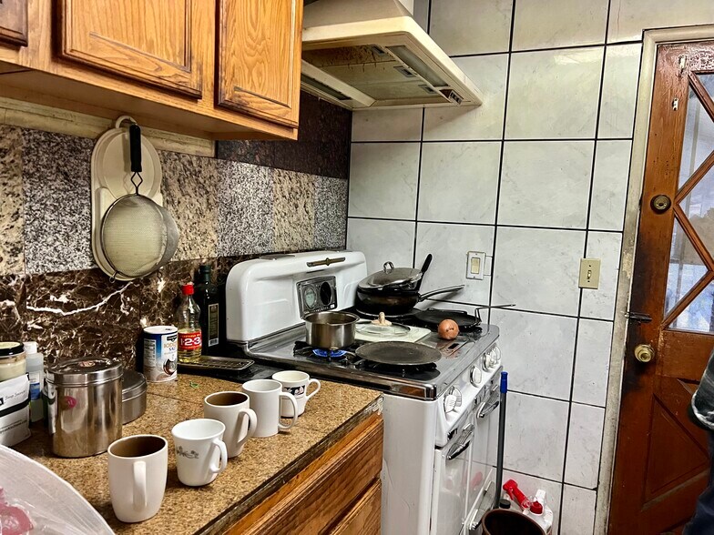 More Photos Of 2639 N Wilson Way, Stockton Hotel For Sale