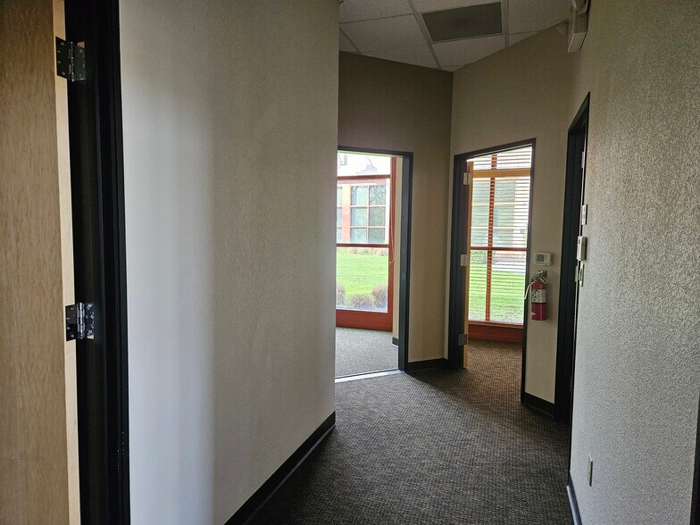 More Photos Of 1200 Scenic Dr, Modesto Office For Lease