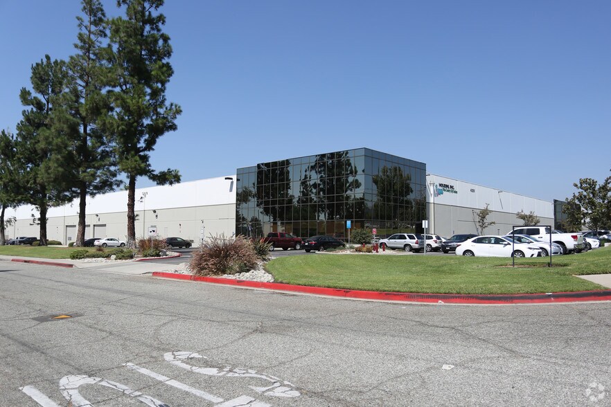 More Photos Of 4225-4275 N Palm St, Fullerton Light Manufacturing For Lease