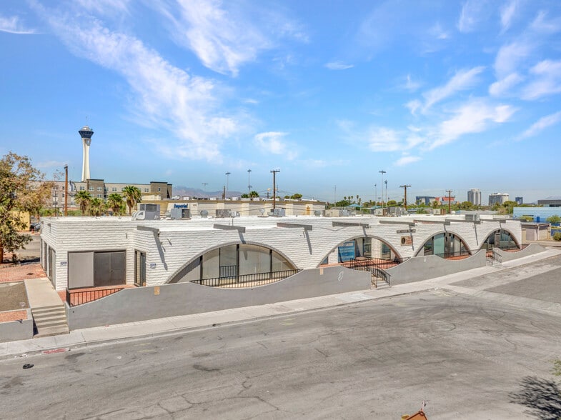 Primary Photo Of 1120 Almond Tree Ln, Las Vegas Loft Creative Space For Sale