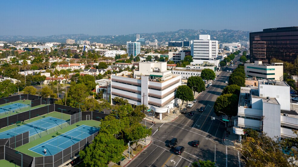 More Photos Of 291 S La Cienega Blvd, Beverly Hills Office Residential For Lease