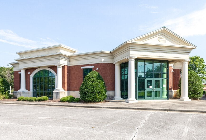 More Photos Of 7770 Us-72 Hwy, Madison Bank For Sale