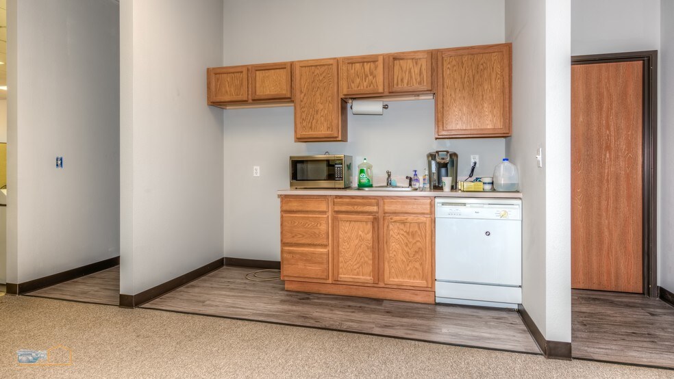 More Photos Of 1376 Miners Dr, Lafayette Research And Development For Lease