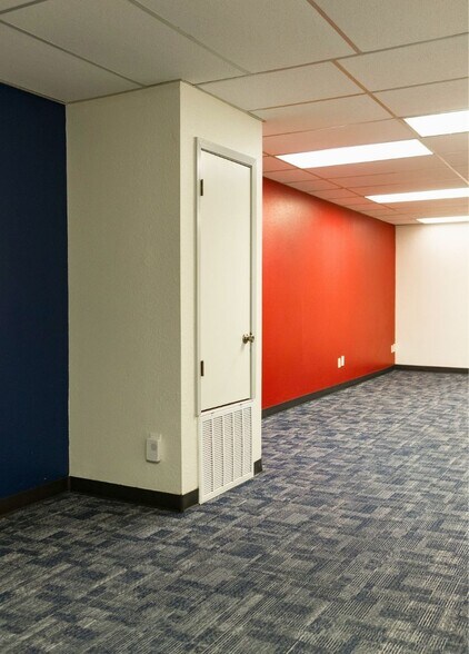 More Photos Of 306 E Central Ave, Belton Storefront Retail Office For Sale