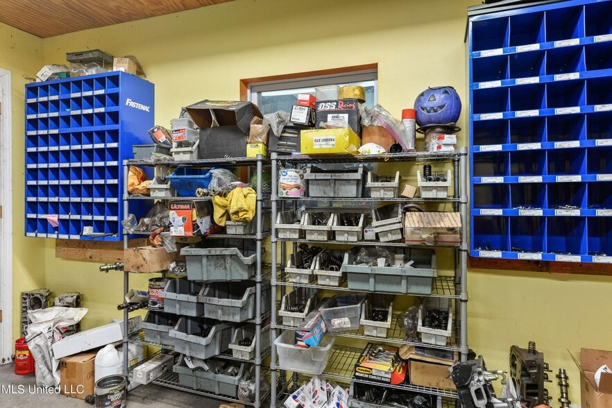 More Photos Of 526 Main St, Bay Saint Louis Warehouse For Sale
