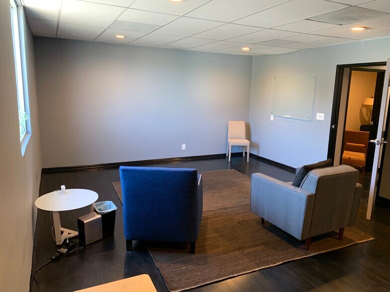 More Photos Of 12260-12268 Ventura Blvd, Studio City Storefront Retail Office For Lease
