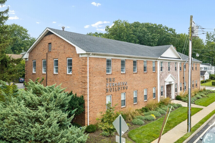 More Photos Of 210 Knickerbocker Rd, Cresskill Medical For Lease