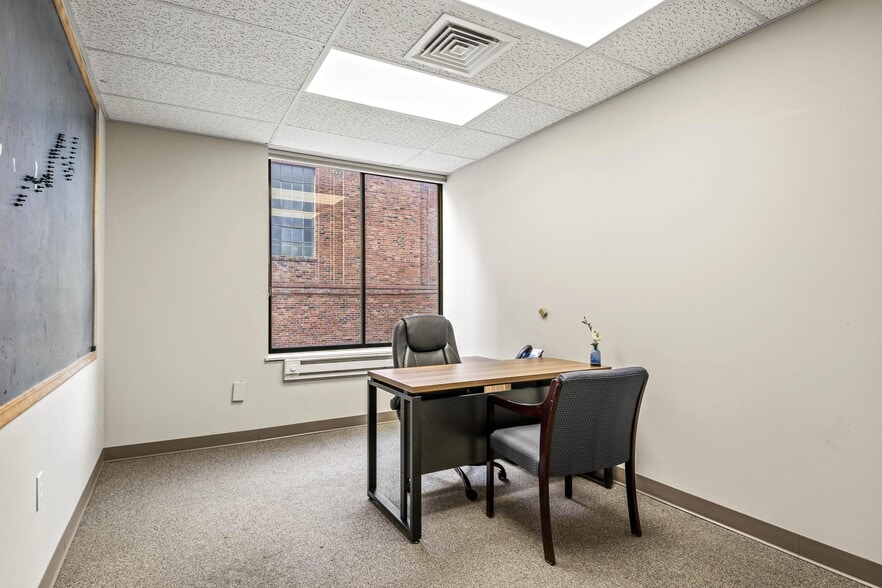 More Photos Of 10 W Northampton St, Wilkes-Barre Storefront For Sale
