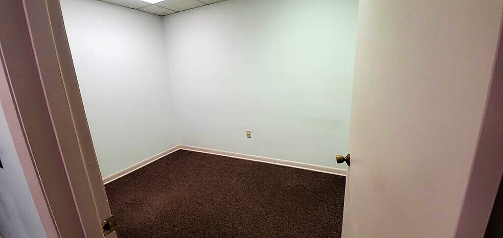 More Photos Of 500 N Washington Ave, Titusville Medical For Lease