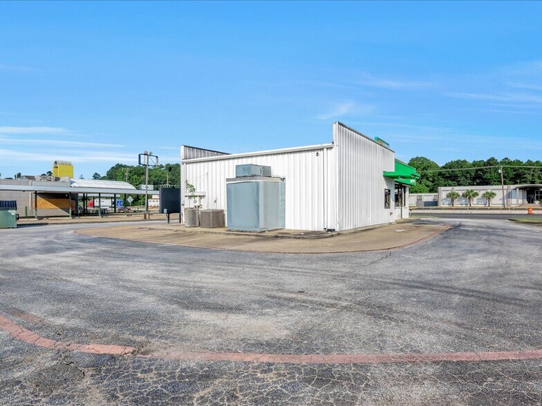 More Photos Of 3415 South St, Nacogdoches Fast Food For Sale