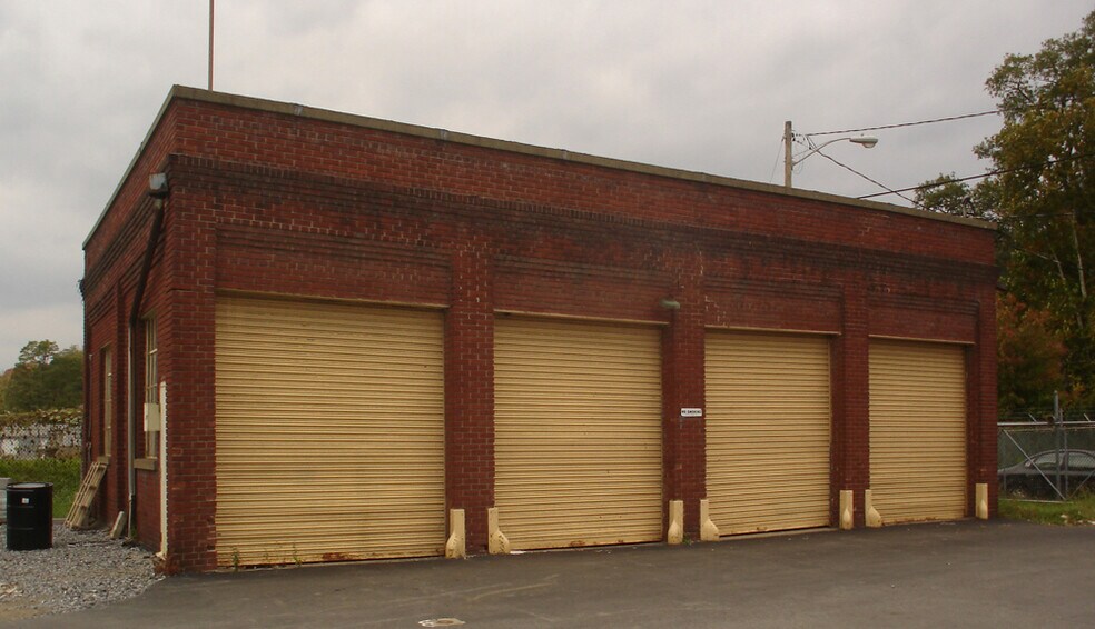 More Photos Of 272-276 E Strand St, Kingston Land For Sale