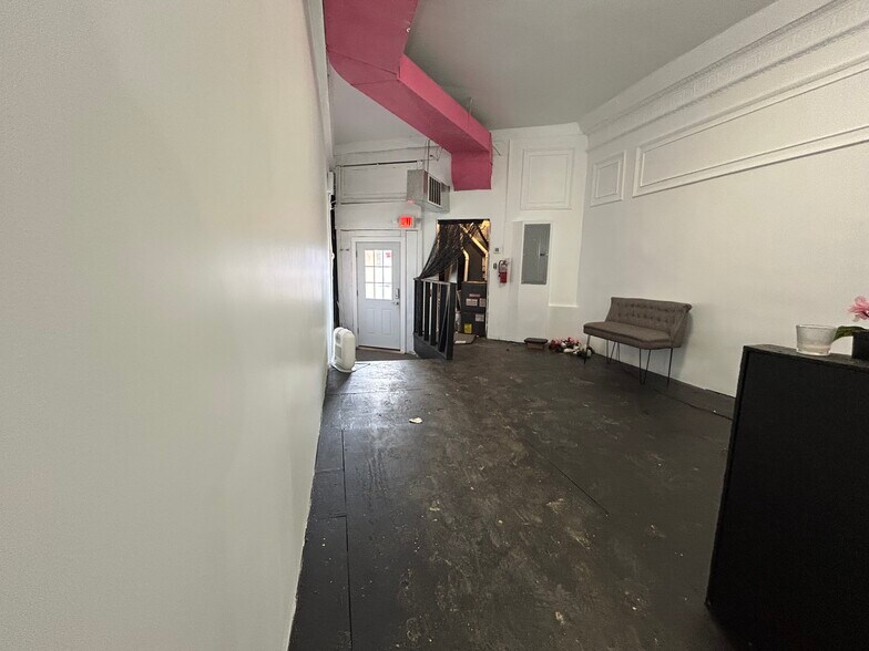 More Photos Of 522 Market st, Chester General Retail For Lease