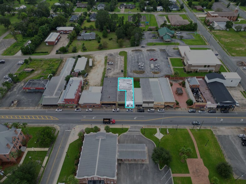 More Photos Of 20737 Central Ave, Blountstown Restaurant For Sale