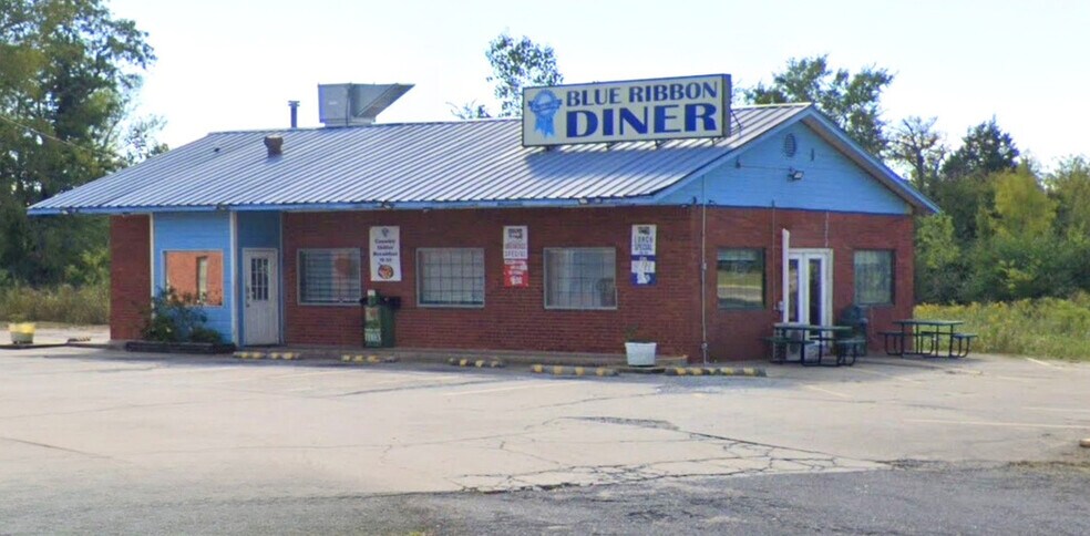 Primary Photo Of 1720 W Cherokee Ave, Sallisaw Freestanding For Lease
