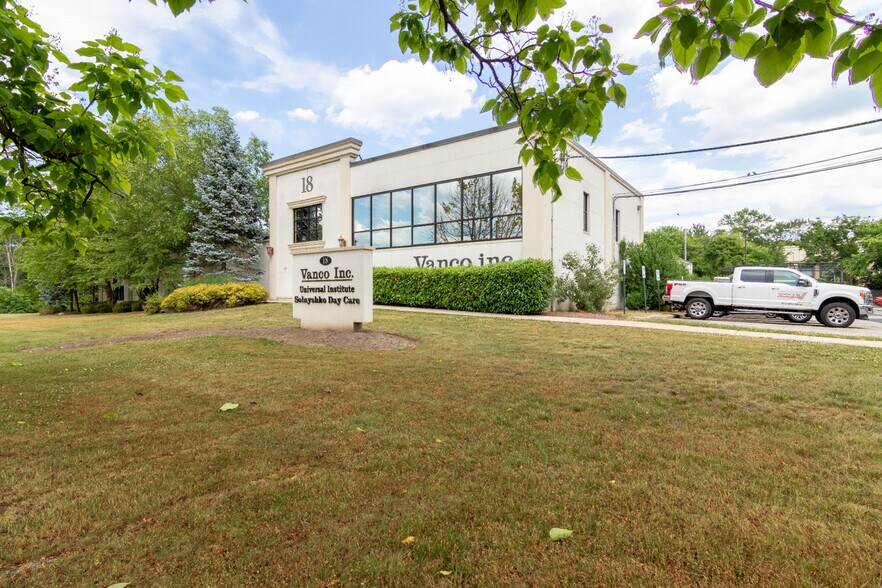 More Photos Of 18 Microlab Rd, Livingston Office For Lease