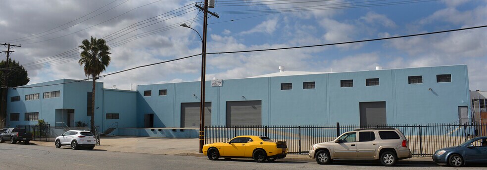 More Photos Of 2645 Yates Ave, Commerce Distribution For Lease