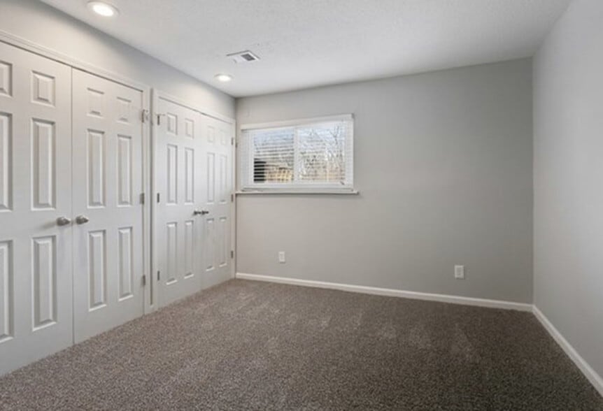 More Photos Of 706 E 139th St, Kansas City Apartments For Sale