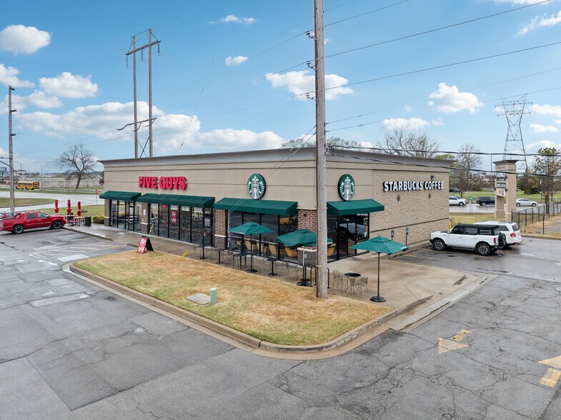 More Photos Of 9595 S Delaware Ave, Tulsa Unknown For Lease