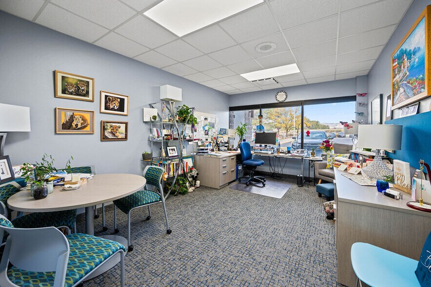 More Photos Of 2960 N Academy Blvd, Colorado Springs Office For Sale