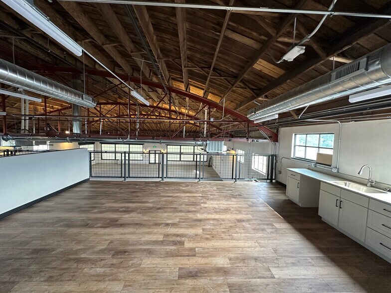 More Photos Of 301 S Main St, Brighton Freestanding For Sale