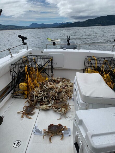 More Photos Of 996 Pacific Dr, Hammond Restaurant For Sale