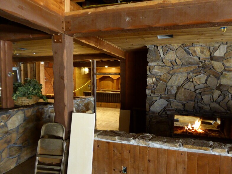 More Photos Of 35880 Highway 41, Coarsegold Restaurant For Sale