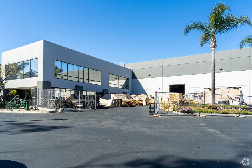 More Photos Of 2045 Corte Del Nogal, Carlsbad Warehouse For Lease