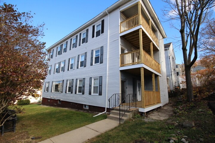More Photos Of 78 Green Hill Pky, Worcester Multifamily For Sale